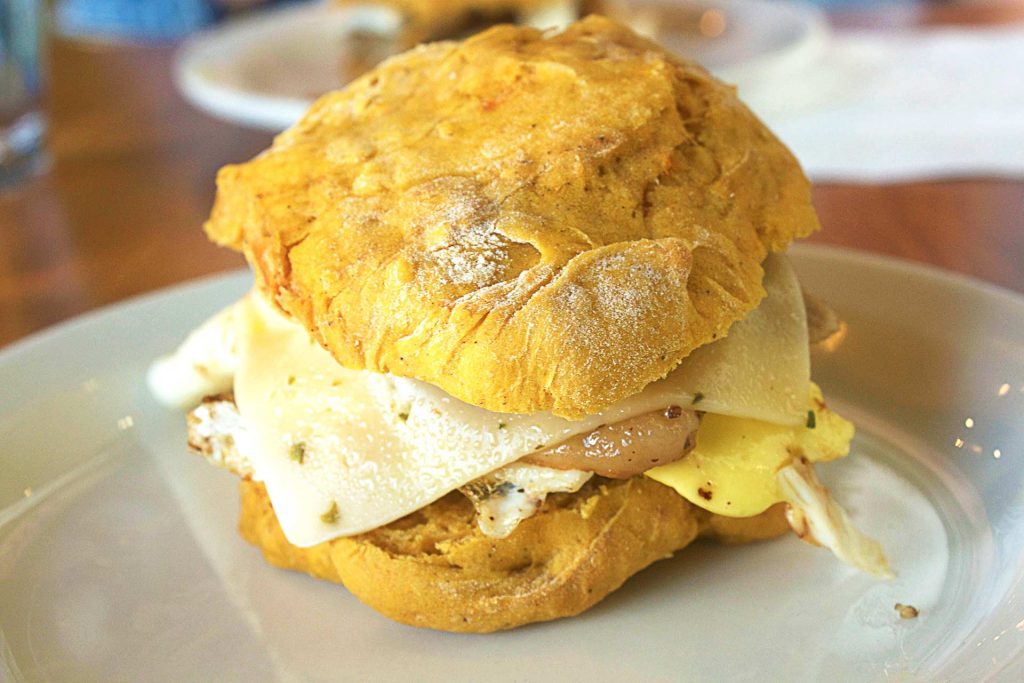 Breakfast Sandwich at Be'wich | tryhiddengems.com