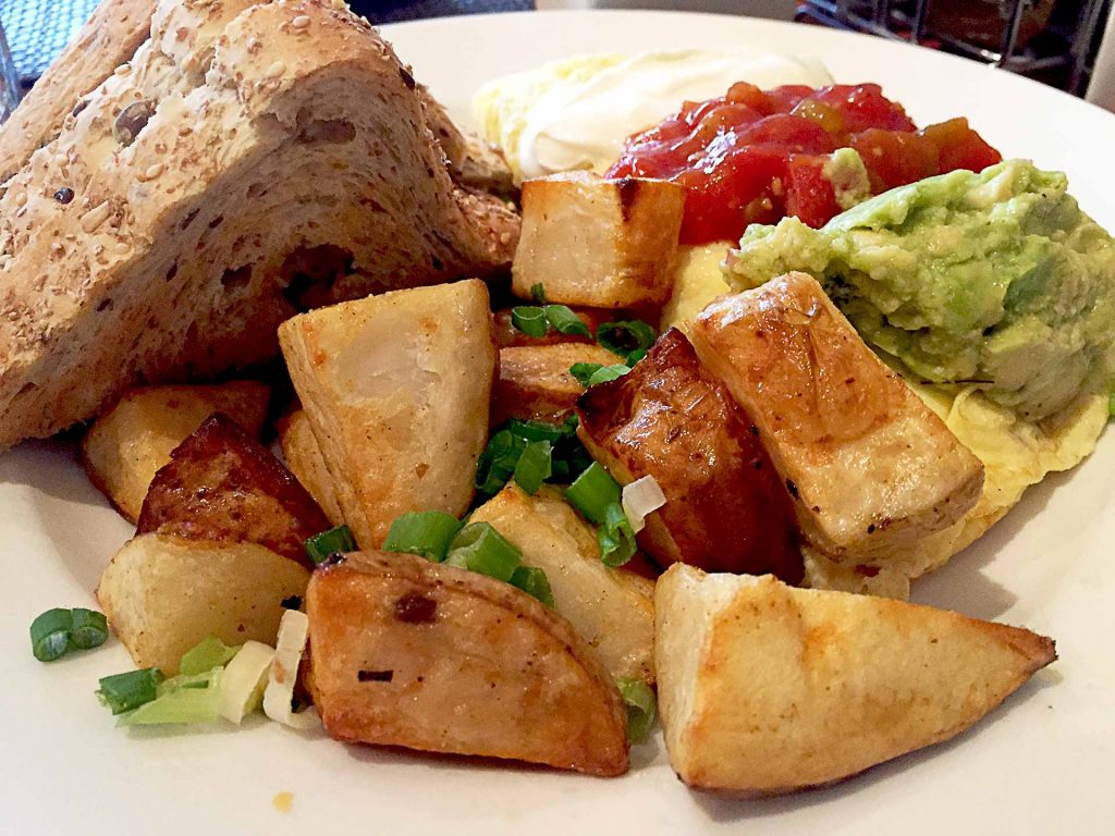 Mexican Omlette at Cindy's | tryhiddengems.com