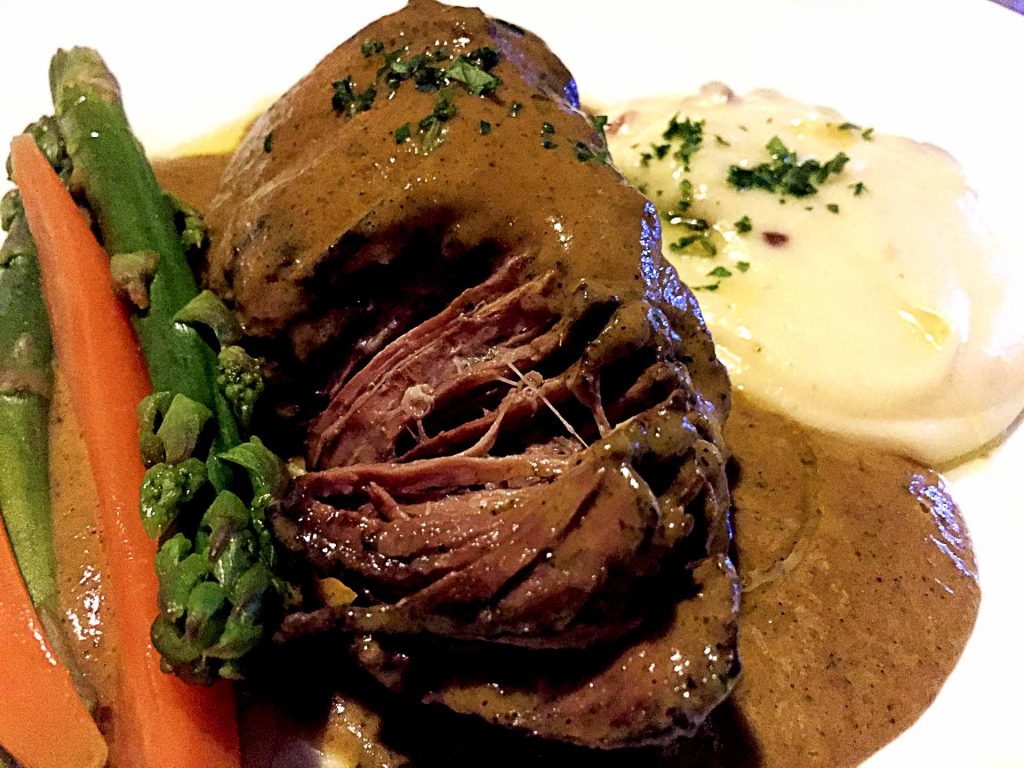 7-Hour Braised Beef at Tour de Feast | tryhiddengems.com