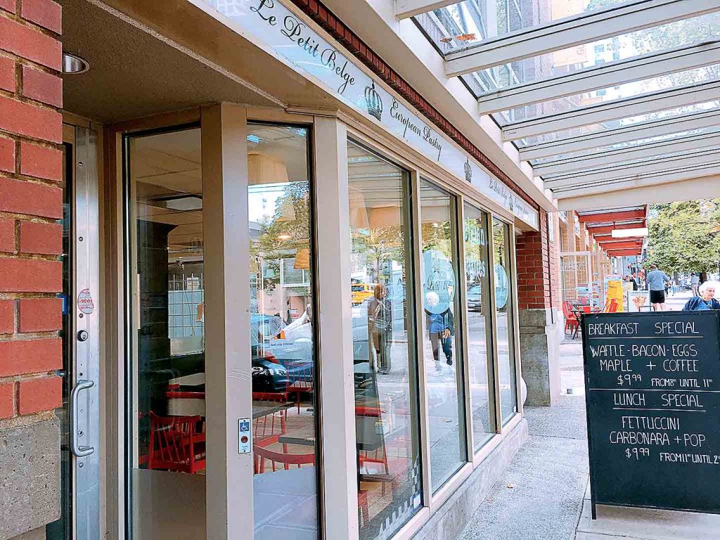 Le Petit Belge - Belgian Waffle Shop - Yaletown - Vancouver