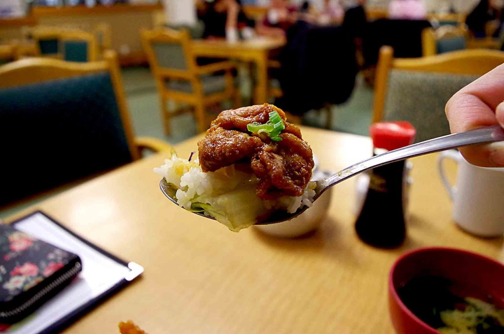 Spicy Karaage Donburi at Hi Genki Restaurant | tryhiddengems.com