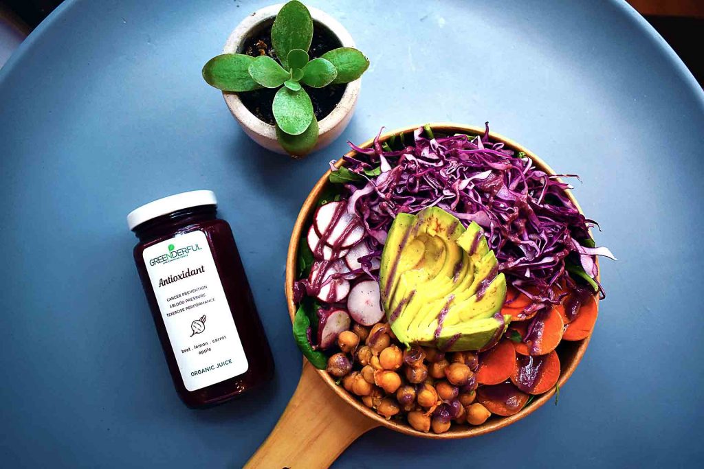 The Rainbow Bowl at Greenderful Juice and Salad | tryhiddengems.com