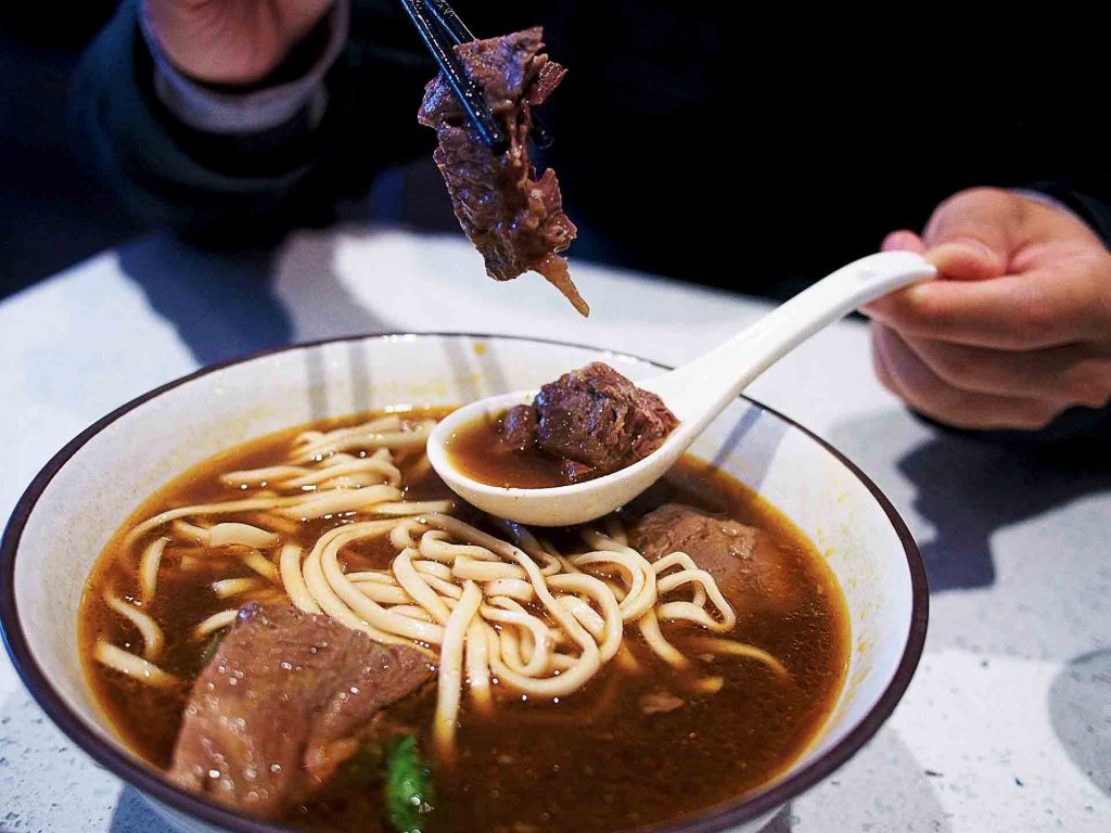 Spicy Beef Noodles at RedBeef noodle Kitchen | tryhiddengems.com